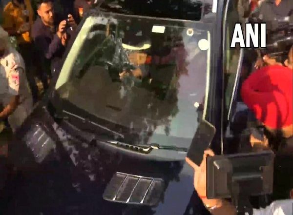India News | Chandigarh: Navjot Singh Sidhu Arrives at Punjab Bhavan to Meet CM Charanjit Singh Channi