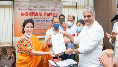 India News | Over 1 Cr People from Unorganised Sector Registered on E-Shram Portal: Centre