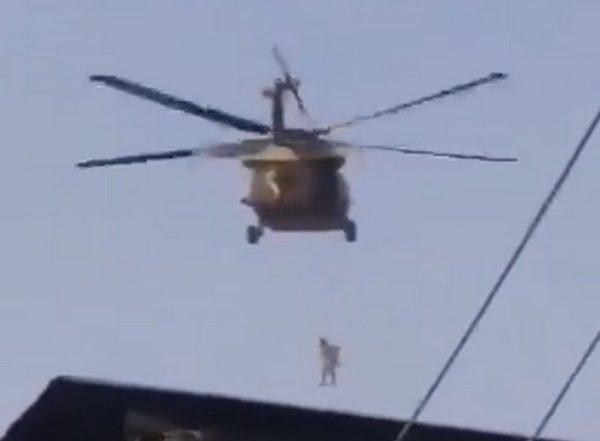 World News | Afghan Journalists Say Man Seen Hanging from Helicopter a Flag Installer, Wasn't Dead