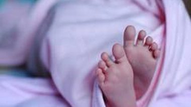 Kerala Shocker: New-Born Girl Found Abandoned by Group of Migrant Labourers in Bushes in Alappuzha