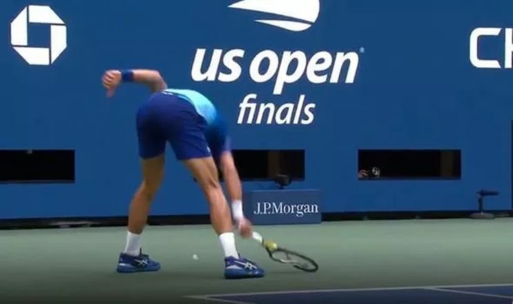 Novak Djokovic Smashes Racket In Rage During US Open 2021 Final Match ...