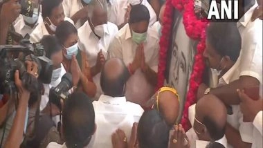 India News | MK Stalin Pays Floral Tribute to DMK Founder CN Annadurai on Birth Anniversary