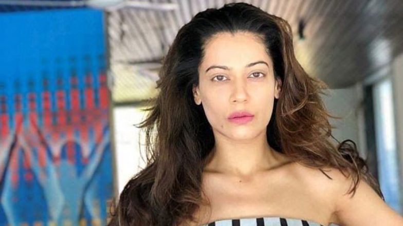 Payal Rohatgi Charged for Using Offensive Words Against Mahatma Gandhi, Jawaharlal Nehru and Rajiv Gandhi in a Video