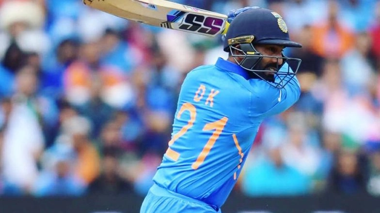 Dinesh Karthik Reveals That Indian Players Stayed Up Till 3 Am Due to Fears of COVID Outbreak Ahead of Manchester Test Against England (Watch Video)
