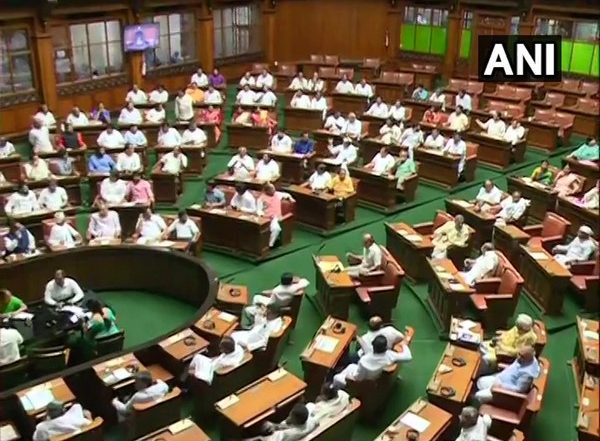 India News | Karnataka Assembly Session: Siddaramaiah, CM Bommai Clash on Inflation Issue