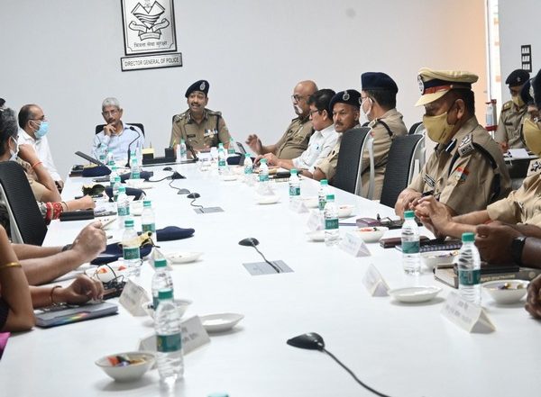 India News | NCRB Chief Ramphal Pawar Meets Senior Officers of Uttarakhand Police