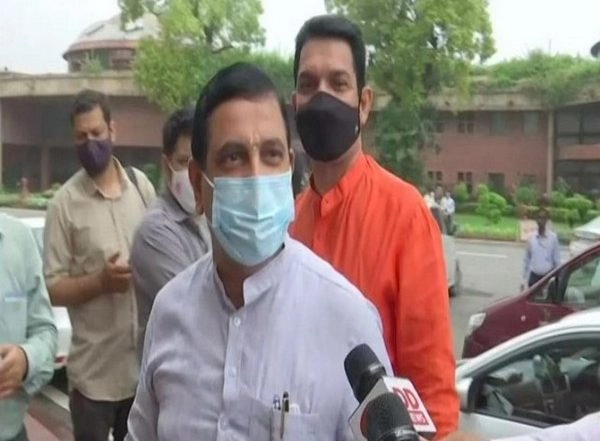 India News | Opposition Trying to Derive Political Benefit from Lakhimpur Violence, Not Interested in Justice for Victims: Pralhad Joshi