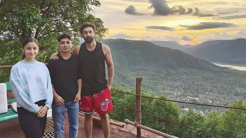 An Unseen Pic Of Ranbir Kapoor And Alia Bhatt From Their Vacay Goes Viral