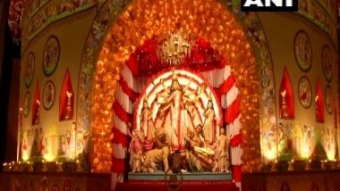 India News | Kolkata Pandal Honours Mothers on Durga Puja
