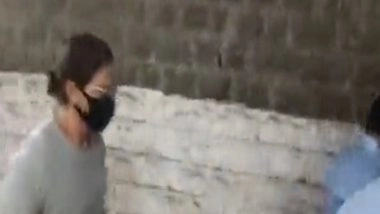 India News | Cruise Drugs Case: Shah Rukh Khan Reaches Arthur Road Jail to Meet Son Aryan Khan