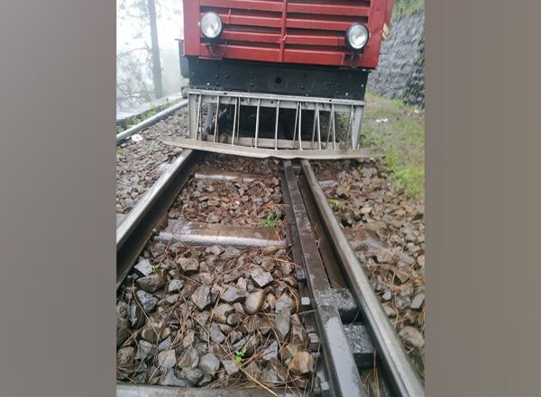 Uttar Pradesh: Goods Train Derails at Tundla-Kanpur Section in Prayagraj