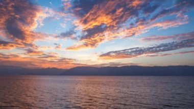 Science News | Ocean Life Helps Produce Clouds, but Existing Clouds Keep New Ones at Bay