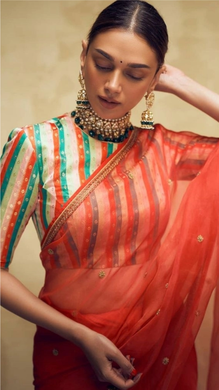 Navratri 2021 Day 4 Colour Is Orange: Dress Like These Stars to Embrace Your Inner Orange