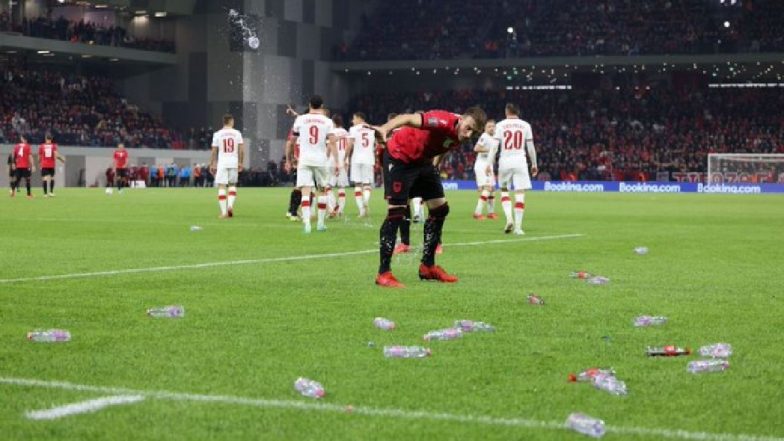 FIFA World Cup 2022 Qualifier: Albania-Poland Game Halted After Albanian Fans Threw Water Bottles on Polish Players