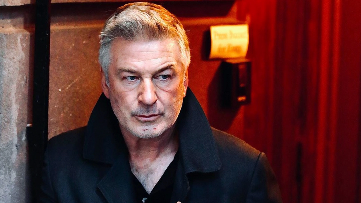 Hollywood News Alec Baldwin Shooting Accident Rust AD Admits He Didn