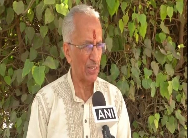 India News | Centre's Move to Empower BSF Necessary Step for Protection of People, Says Former DG Prakash Singh