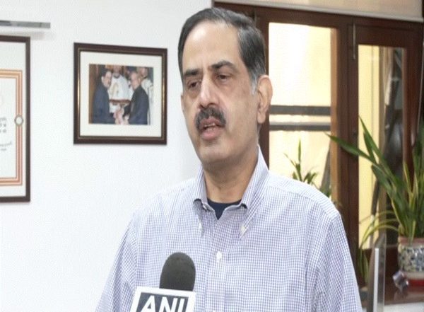 India News | Decades Worth of Experience of Universal Immunisation Programme Helped Health Ministry Proceed with COVID-19 Vaccination Rapidly: ICMR DG