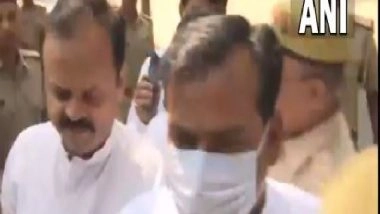 India News | Lakhimpur Kheri Incident: MoS Teni's Son Ashish Mishra Arrives at Crime Branch Office