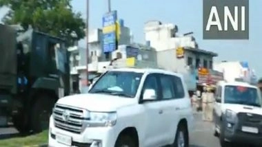 India News | Protester Throws Shoe at SAD President Sukhbir Singh Badal's Vehicle in Punjab's Jalandhar