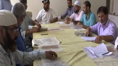 India News | Kashmir: Training of Paper Tracing  Being Boosted to Promote Handicraft Designing