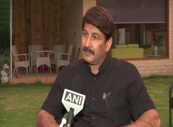 India News | Manoj Tiwari Warns Delhi Govt of Protests if Ban on Chhath Puja is Not Lifted