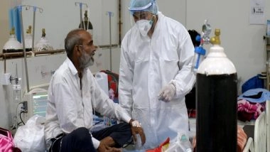 India News | Amid Spike in Dengue Cases, Delhi Govt Allows Hospitals to Divert One-third of Beds Reserved for COVID-19 Patients