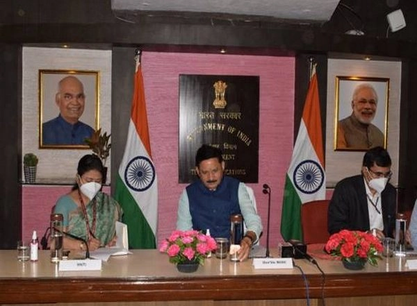 India News | Communication Ministry Launches Production Linked Incentive for Telecom Sector