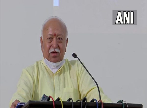 India News | Before Abrogation of Article 370, 80 Pc of Funds Used to Land in Political Leaders' Pockets, Alleges RSS Chief