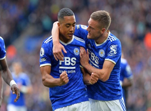 Sports News | Vardy and Daka Seal Thrilling Win for Leicester Against Manchester United