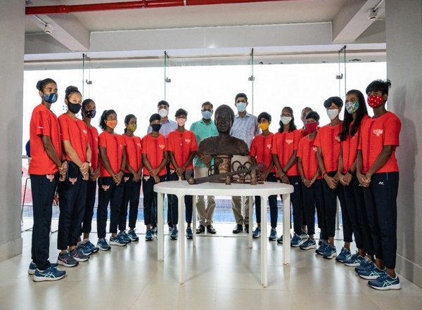India News | 72 Kg Chocolate Sculpture Tribute to Odisha CM on His Birthday