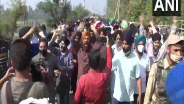 India News | J-K: Protests Held Against Killing of 2 Teachers in Srinagar