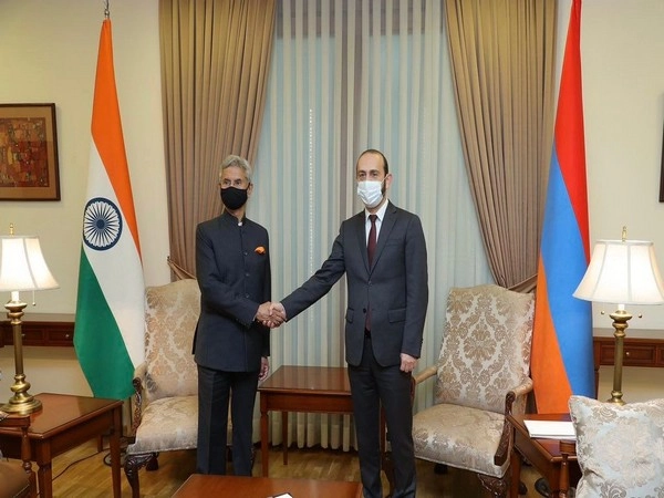 World News | EAM Jaishankar Meets Armenian Counterpart in Yerevan