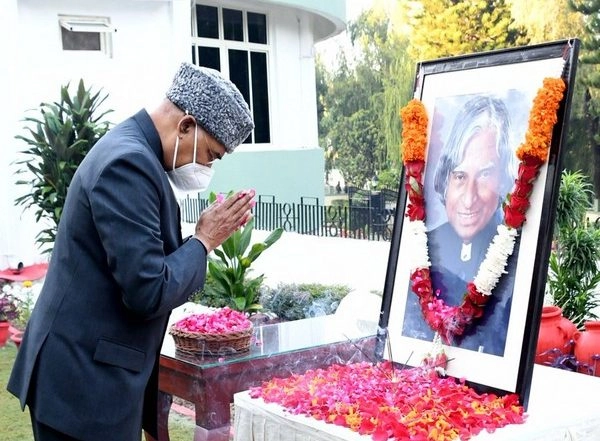 India News | President Kovind Pays Tribute to APJ Abdul Kalam on His 90th Birth Anniversary