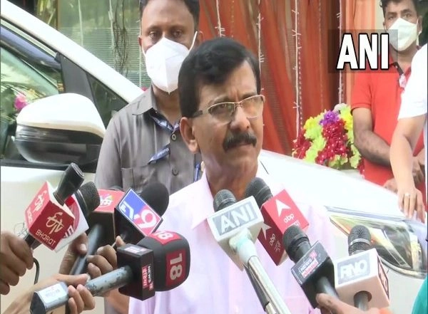 India News | After RSS Chief's Remark on Use of Narcotics Business for Anti-national Activities, Sanjay Raut Asks Who is Heading the Govt