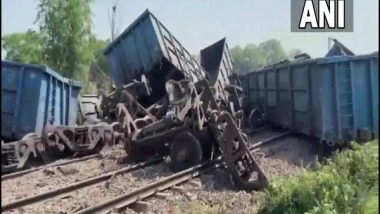 India News | Trains Cancelled, Diverted on Tundla-Kanpur Section After 24 Wagons Derail