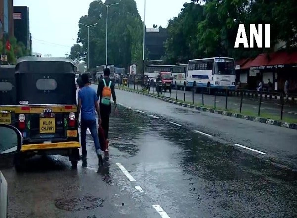 India News | Rain Lashes Thiruvananthapuram; IMD Predicts More Showers