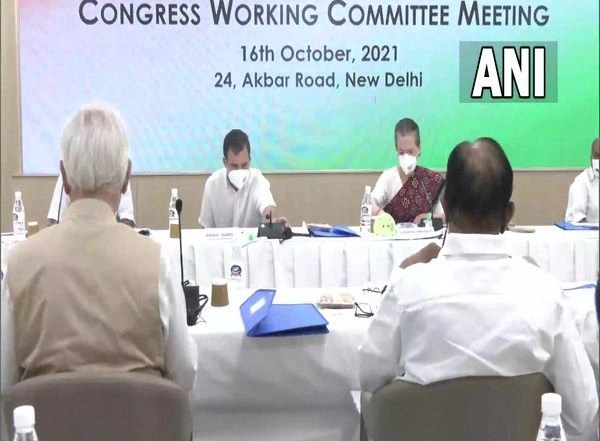 India News | No Need to Speak to Me Through Media: Sonia Gandhi to G-23 Leaders