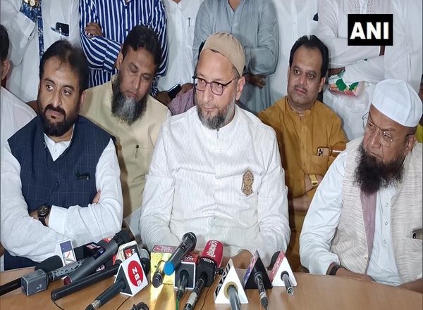 India News | AIMIM to Contest All Seats in Upcoming Civic Polls in Maharashtra: Owaisi