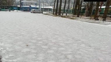 India News | J-K's Pahalgam Receives Season's First Snowfall