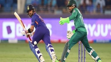 Sports News | T20 WC: Kohli Rises to the Occasion to Take India to Respectable 150/7 After Shaheen's Spell