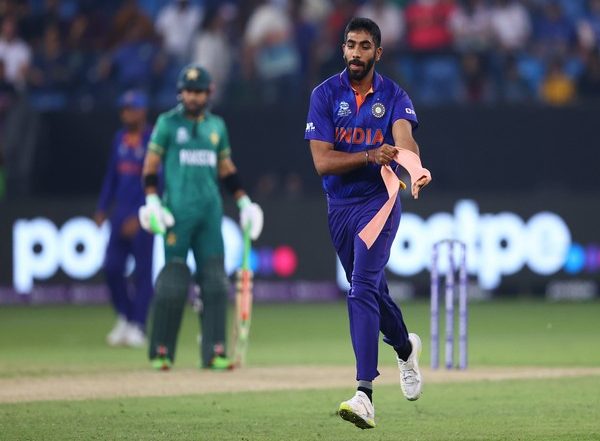 Sports News | T20 WC: Indian Bowlers Didn't Bowl to the Conditions, Says Laxman