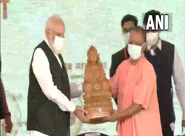 Uttar Pradesh CM Yogi Adityanath Gifts Lord Buddha’s Idol to PM Narendra Modi