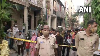 Delhi: Fire Breaks Out at 3-Storey Building in Old Seelampuri Area; 4 Dead