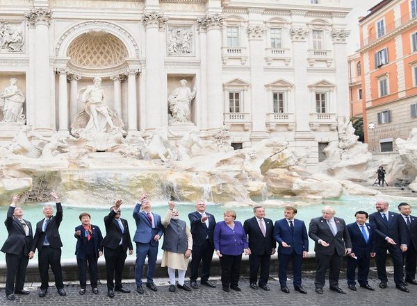 PM Narendra Modi, Other G20 World Leaders Toss Coins Into ‘Wishing Well’ of Rome’s Iconic Trevi Fountain
