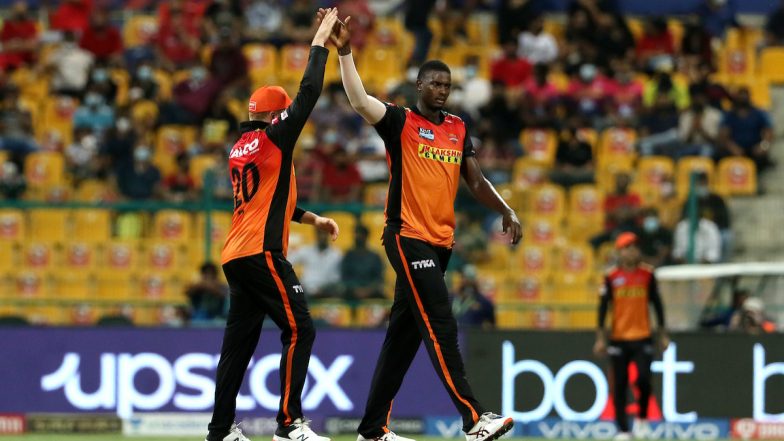 SRH vs MI, Abu Dhabi Weather, Rain Forecast and Pitch Report: Here’s How Weather Will Behave for Sunrisers Hyderabad vs Mumbai Indians IPL 2021 Clash at Sheikh Zayed Stadium