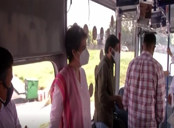 India News | Priyanka Gandhi Leaves for 'Kisan Nyay' Rally in Varanasi