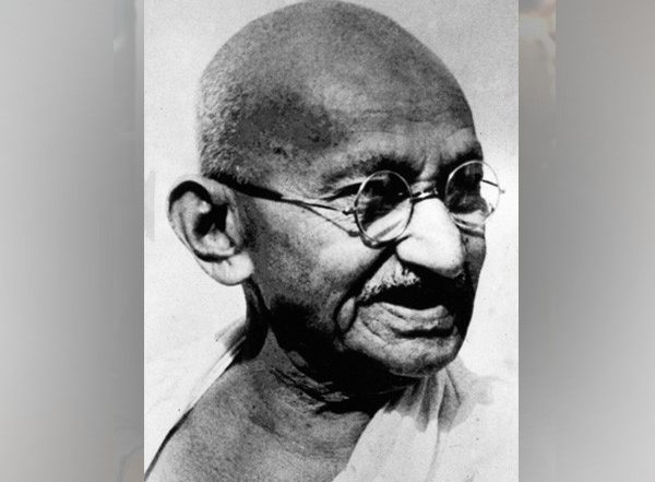 India News | Union Ministers, Other Political Leaders Pay Tribute Mahatma Gandhi on His Birth Anniversary