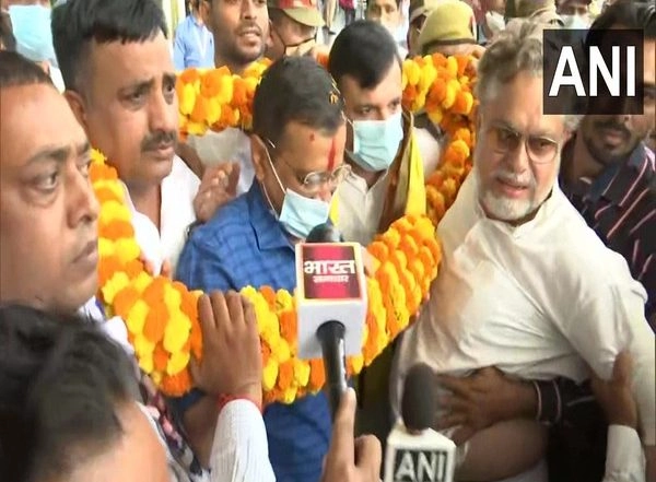 India News | Arvind Kejriwal to Perform Aarti at Saryu Ghat in Ayodhya Today