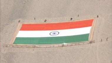 India’s Largest Khadi Tricolour To Be Displayed at Red Fort To Mark 100 Crore COVID-19 Vaccine Doses in the Country