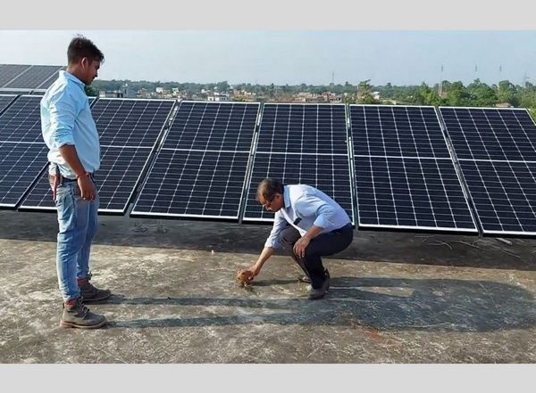 Business News | Loom Solar Applauds Motihari School for Adopting Renewable Energy by Deploying 25 KW Solar System